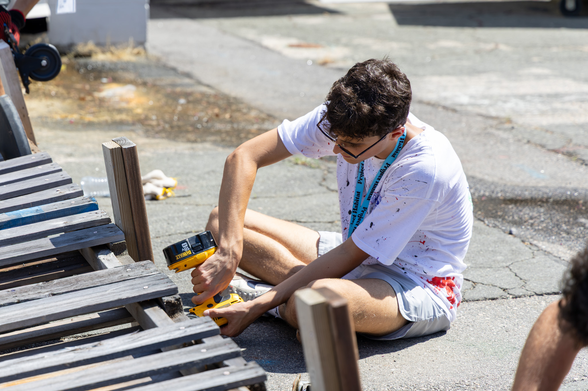 duke student volunteering at the ReStore