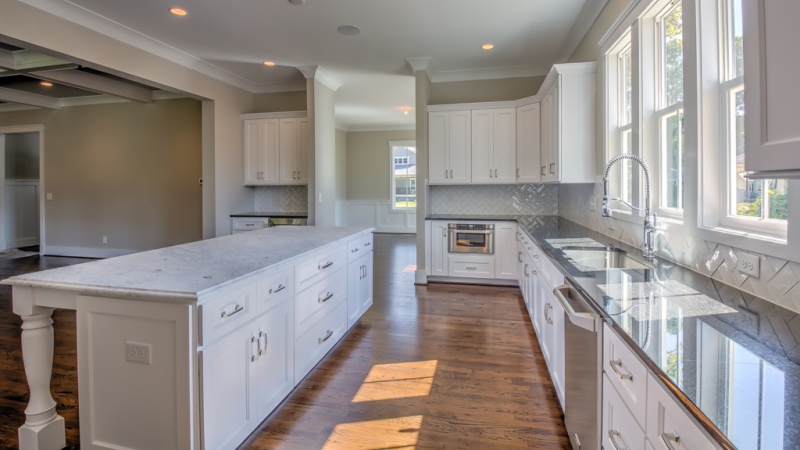 A customer's finished kitchen with ReStore cabinets